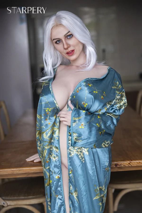 Lidiya 148cm J-cup / Full silicone